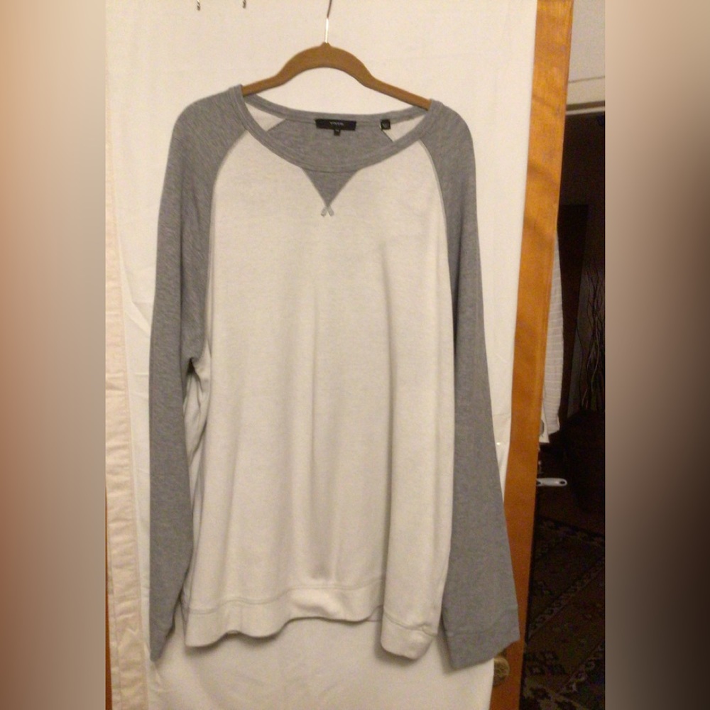 Vince Long tee Casual bicolor ,layering piece  tee  SZ XXL